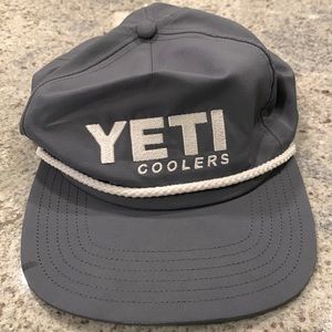 Yeti hat